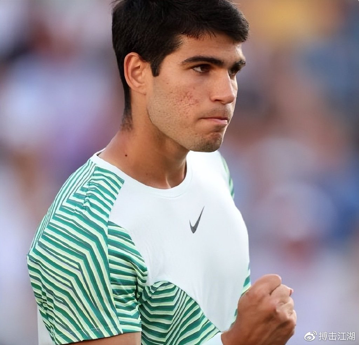 的牵制作用 的牵制作用