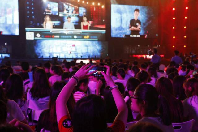 的球队之一 的球队之一