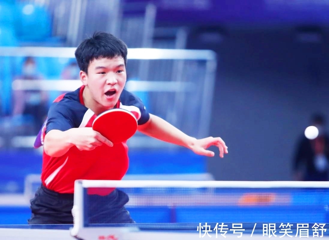 开场不久便 开场不久便