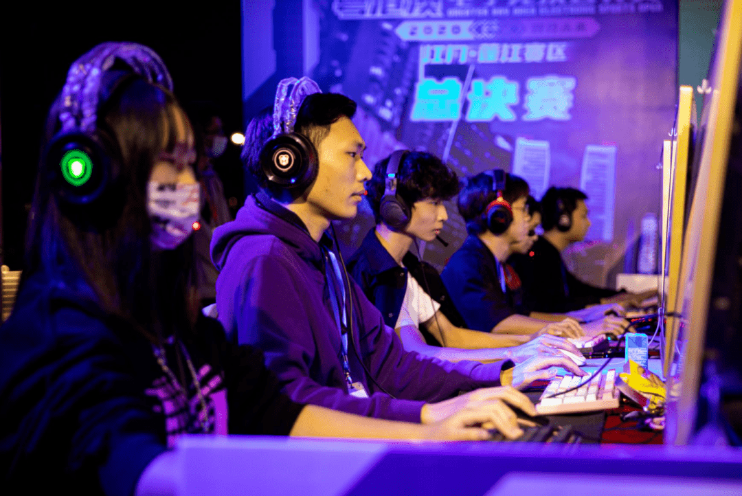 处于劣势 处于劣势