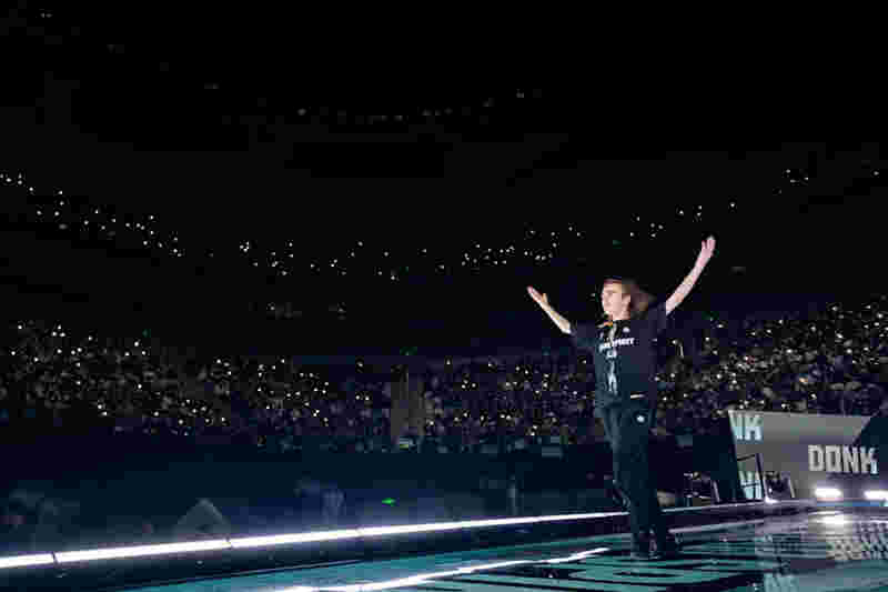 不同的是 不同的是